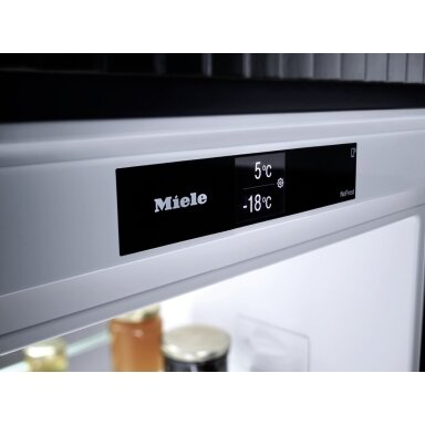 Miele KFN 7795 D Miele KFN 7795 D